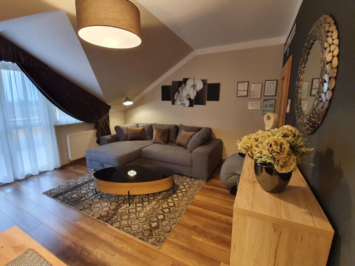 Birdland Panorama Apartman Bük Eksteriør billede