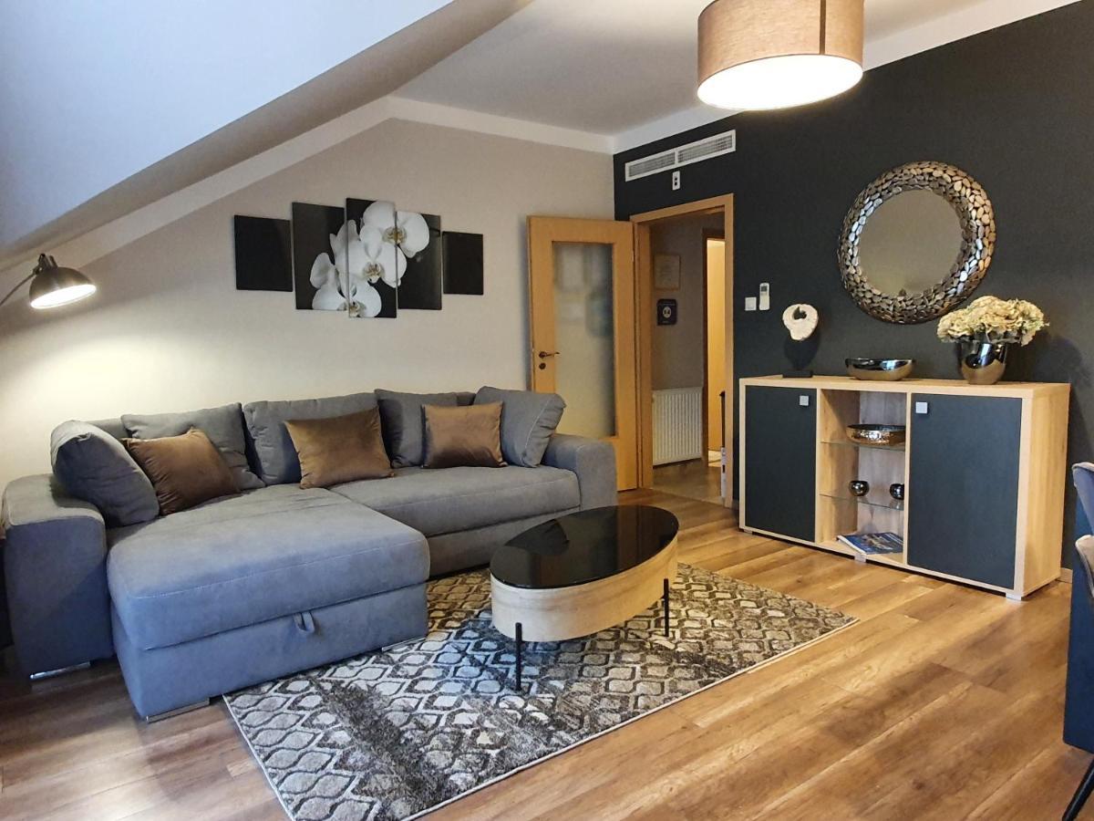 Birdland Panorama Apartman Bük Eksteriør billede